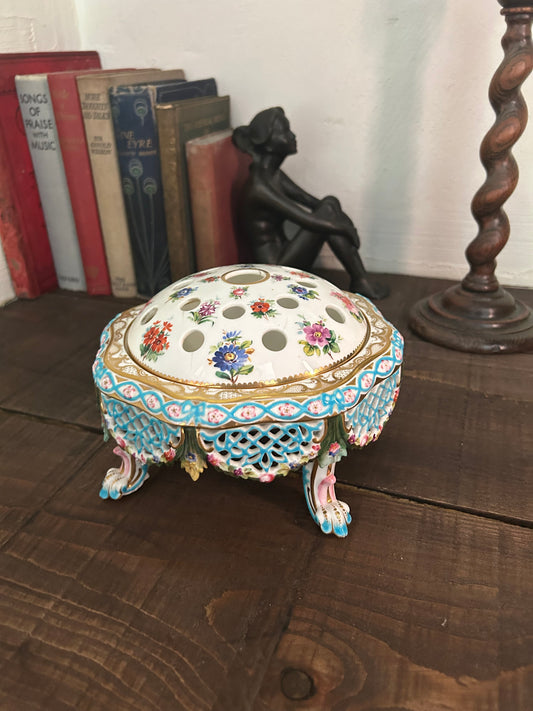 Fine Dresden Style Pierced Porcelain Pot Pourri Bowl with Floral Encrusted Decoration